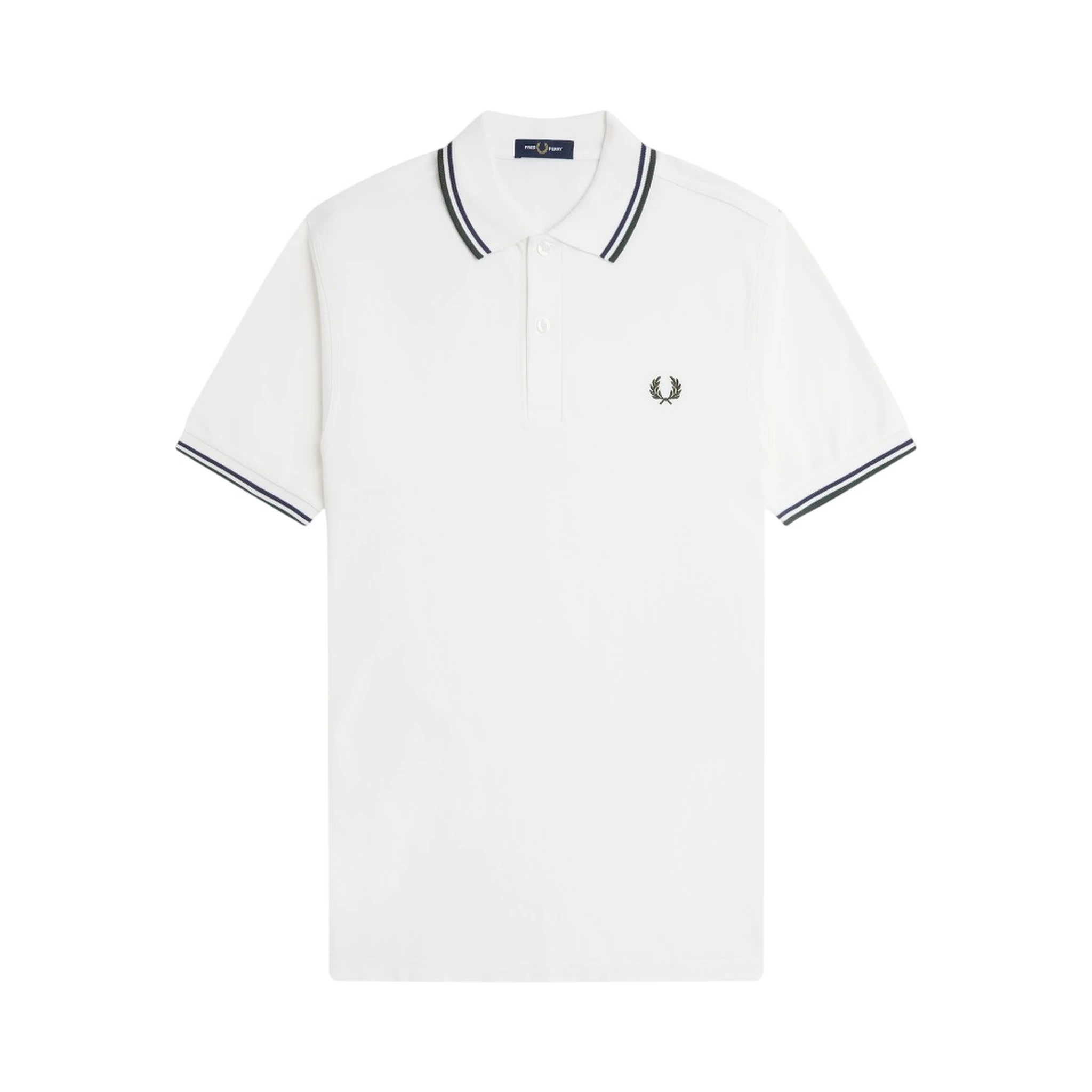 تيشيرتات وبولو بيضاء من فريد بيري