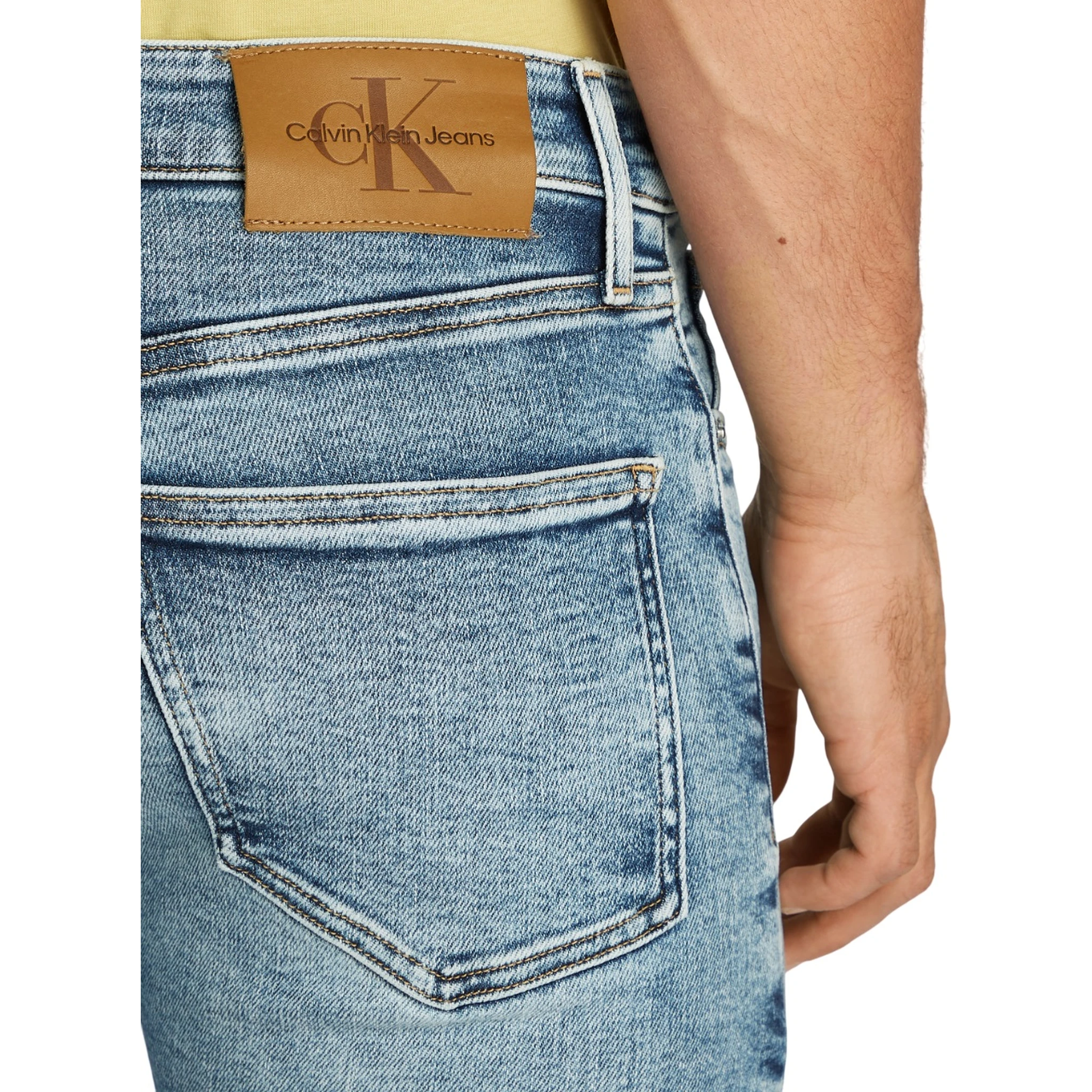 جينز كالفن كلاين أزرق