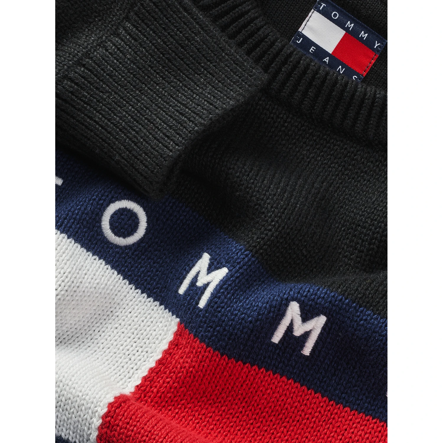 TOMMY JEANS  Sweaters Black