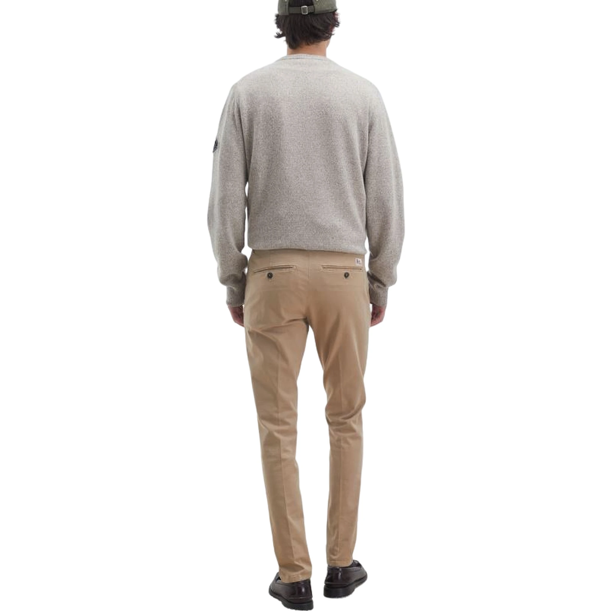 ملابس روي روجرز الجاهزة... بيج