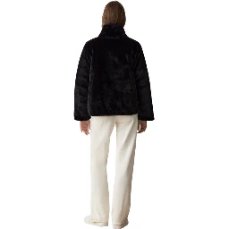 كولمار كوتس أسود