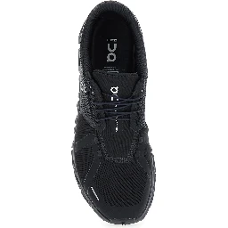 حذاء رياضي أسود منخفض من كلاود 6 بتفاصيل شبكية وشعار على الجانب مصنوع من قماش تقني رجالي