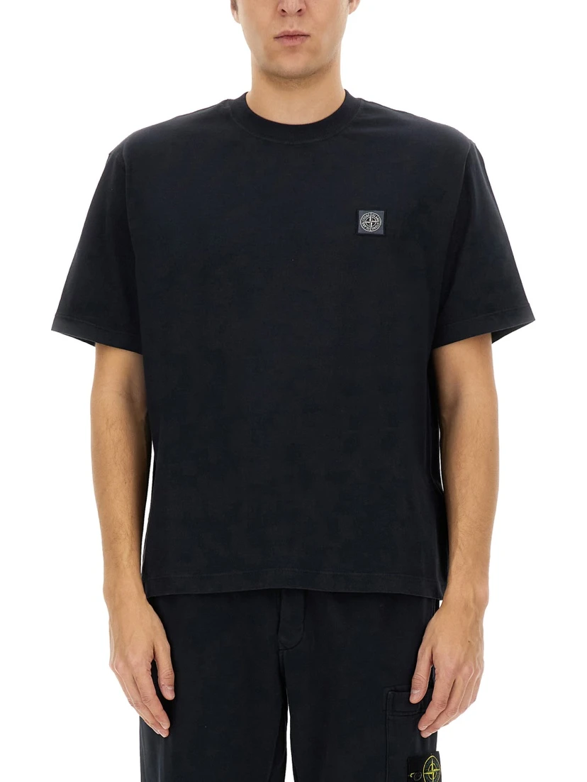 T-SHIRT WITH LOGO