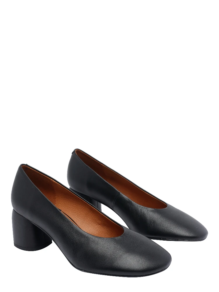 ANGEL ALARCON With Heel Black alternative