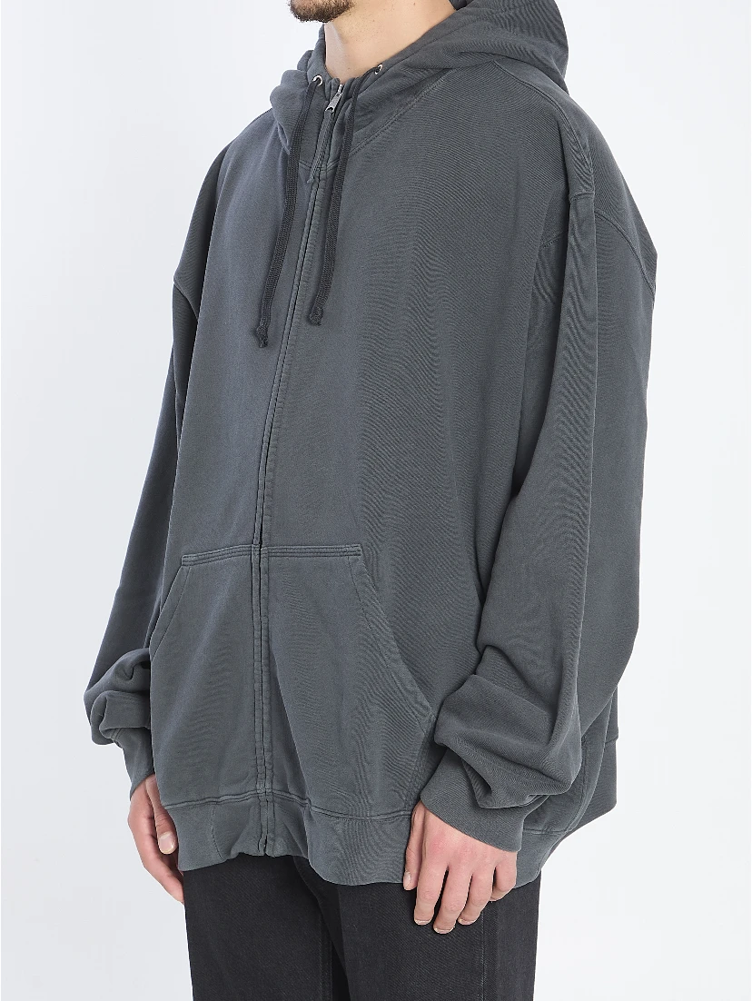 Hoodie with numeric logo