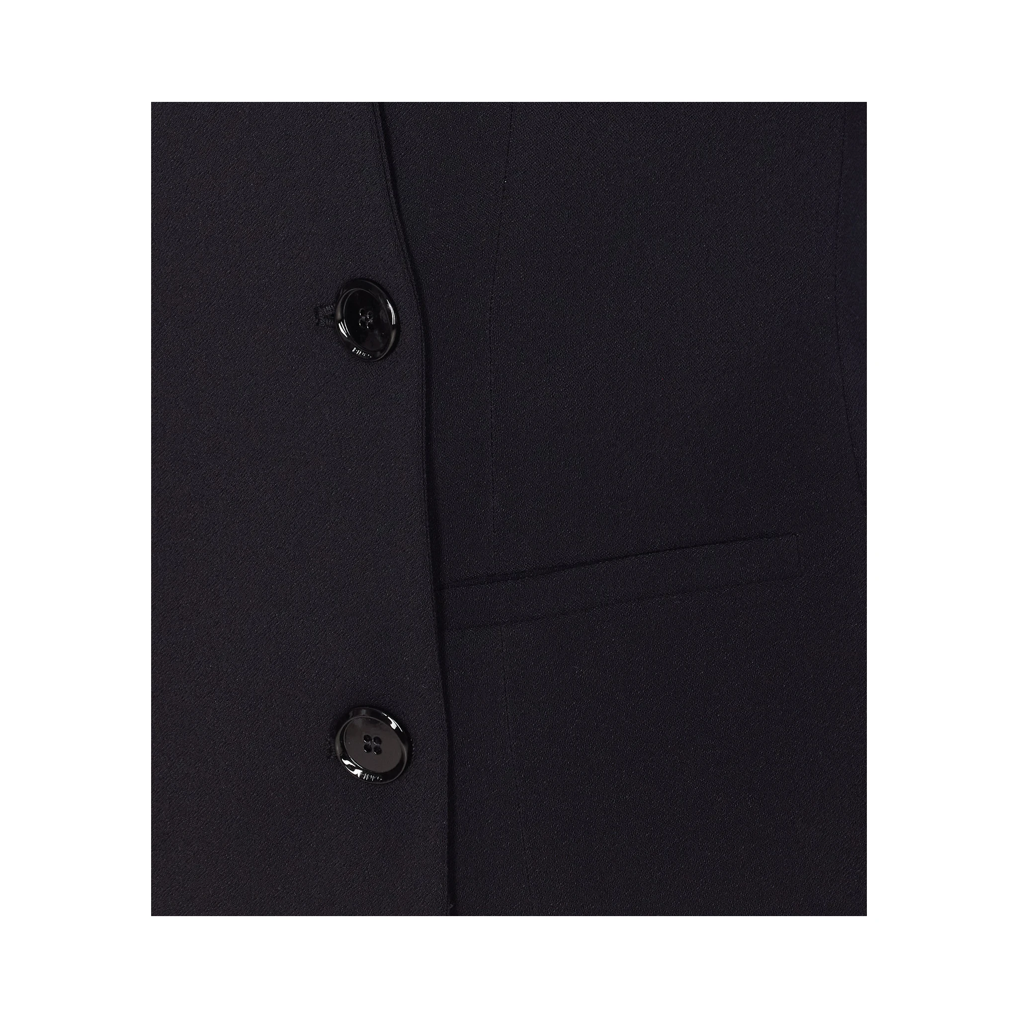 جاكيتات بينكو سوداء