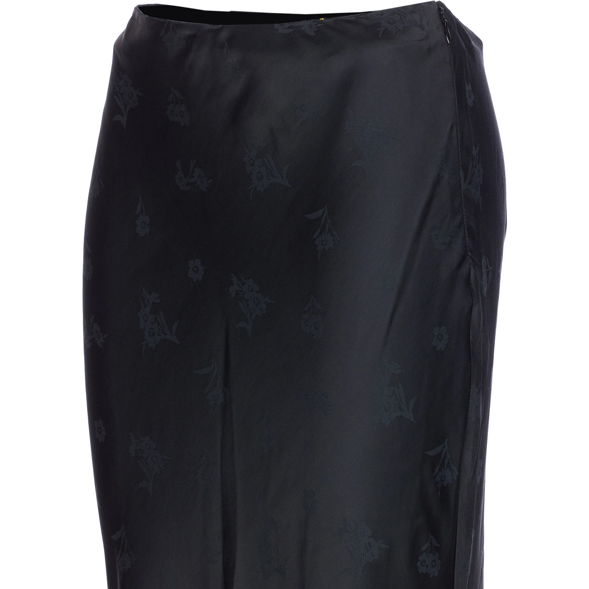 طقم تنانير أسود