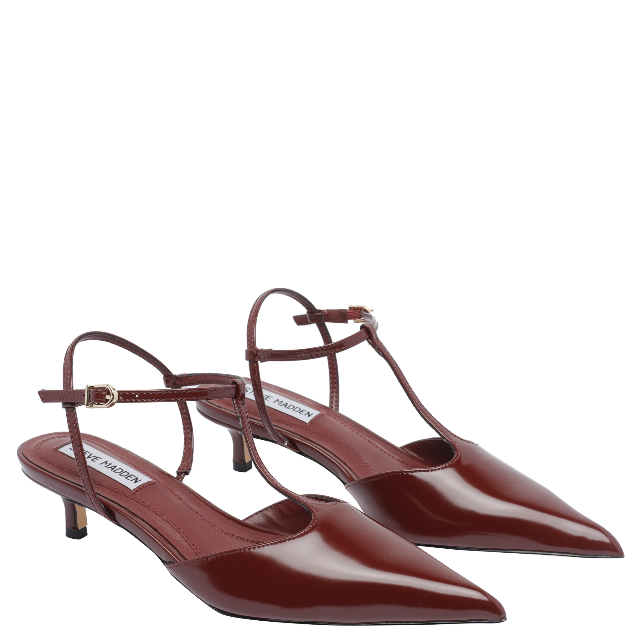 ستيف مادن بكعب أحمر