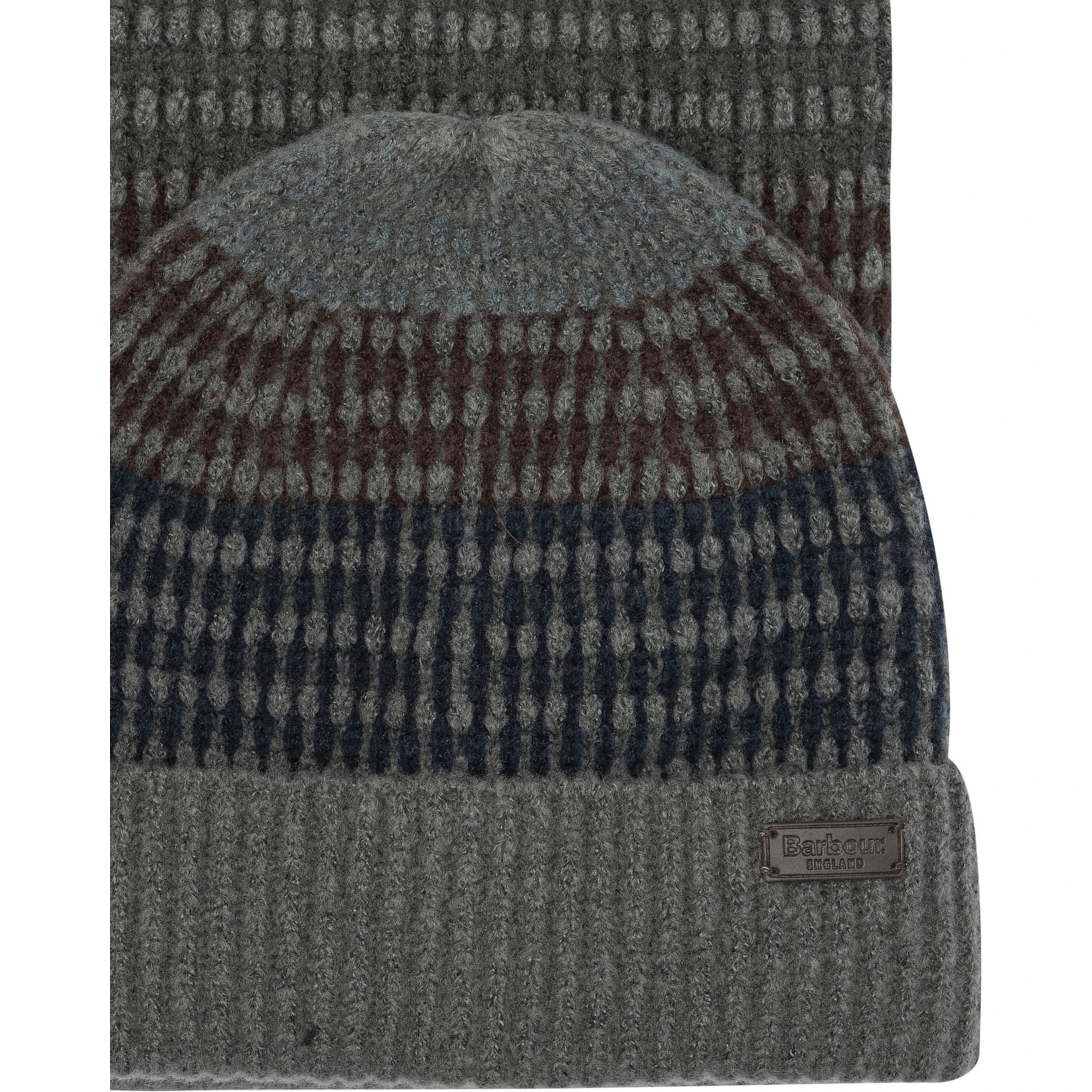 "Branton" set with scarf and beanie