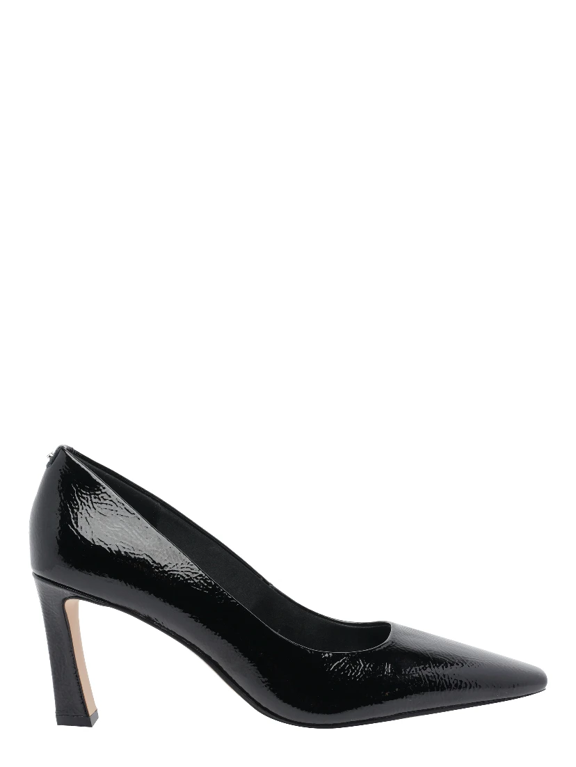 Black Darrah pumps,