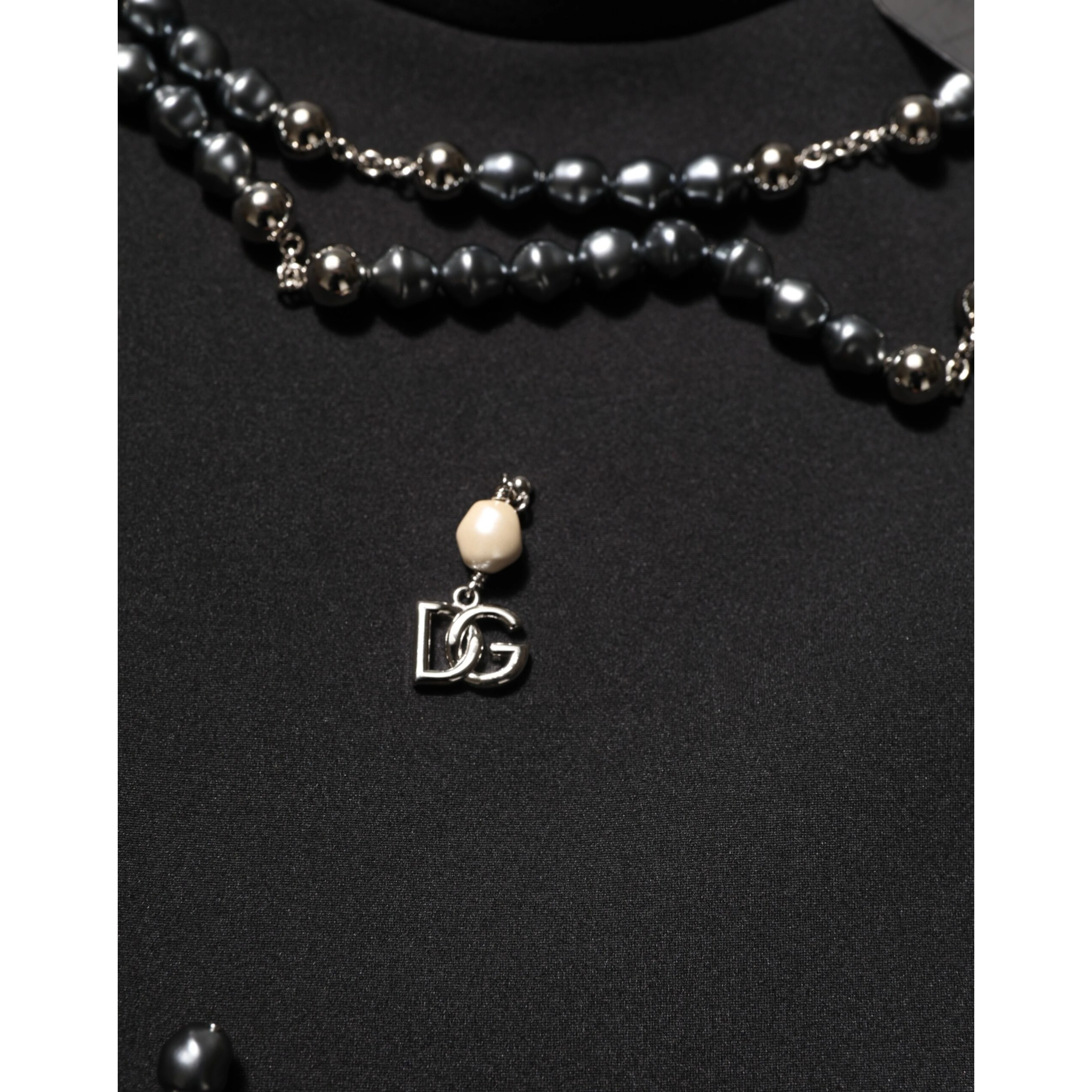 Black Polyester Necklace Embellished T-shirt