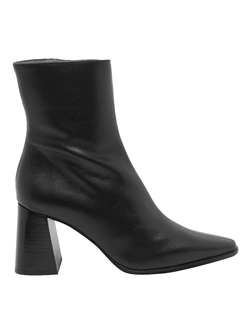 ANGEL ALARCON Boots Black