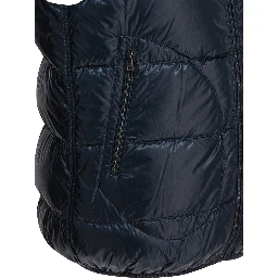 Nylon sleeveless jacket