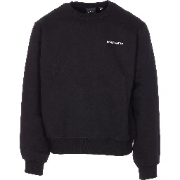 كنزات أومو سوداء من صحيفة ديلي بيبر