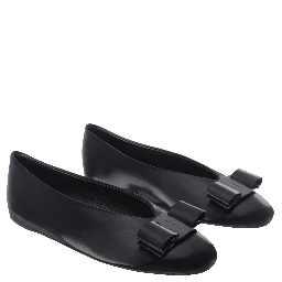 Ferragamo Flat shoes Black