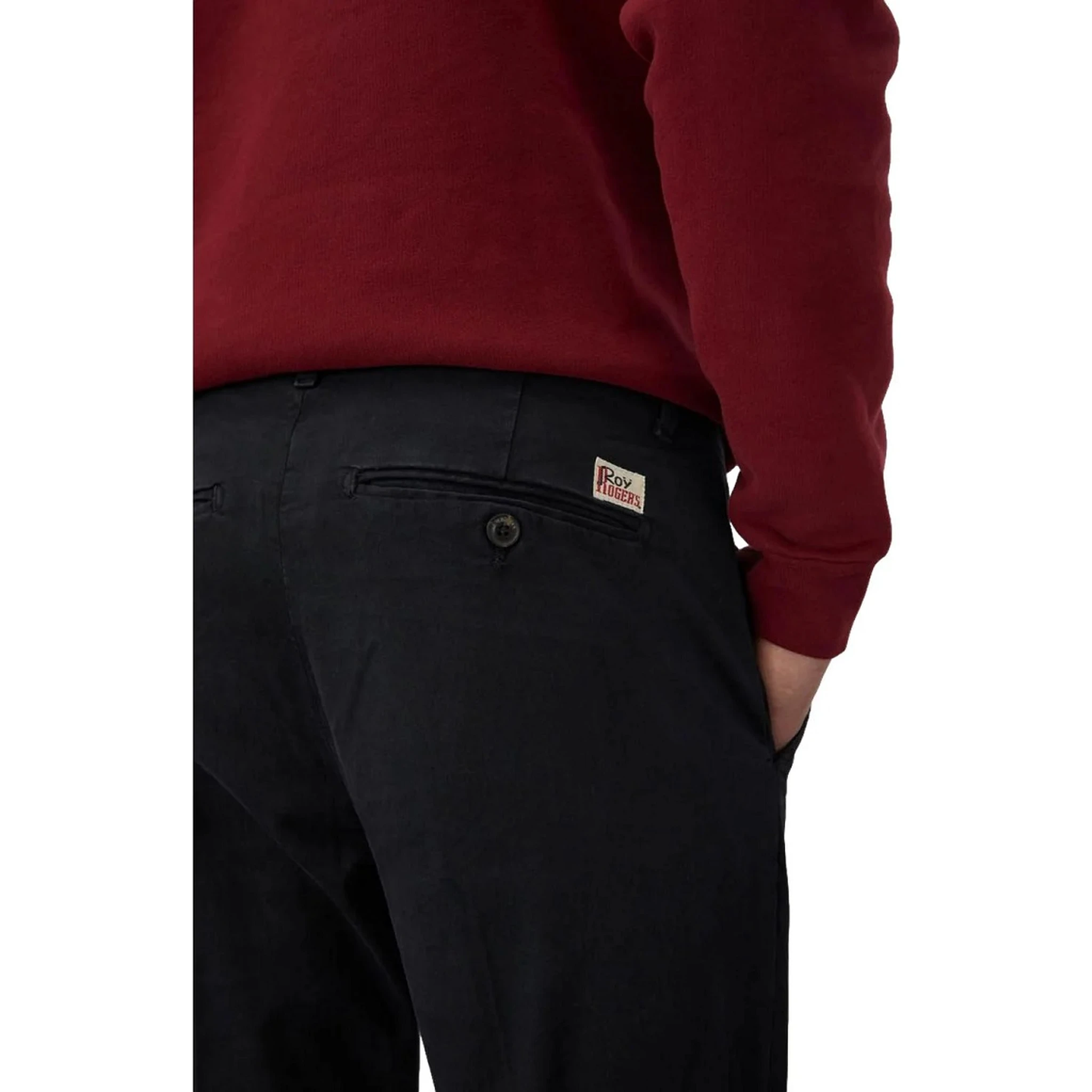 ملابس روي روجرز الجاهزة... أزرق