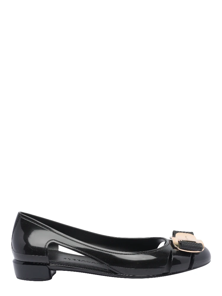 Ferragamo With Heel Black