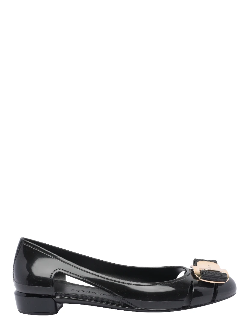 Ferragamo With Heel Black