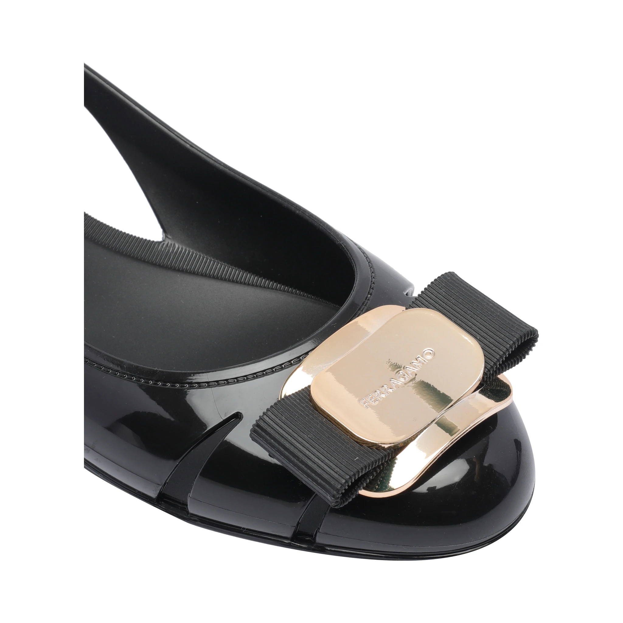 Ferragamo With Heel Black