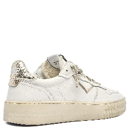 4B12 Sneakers White