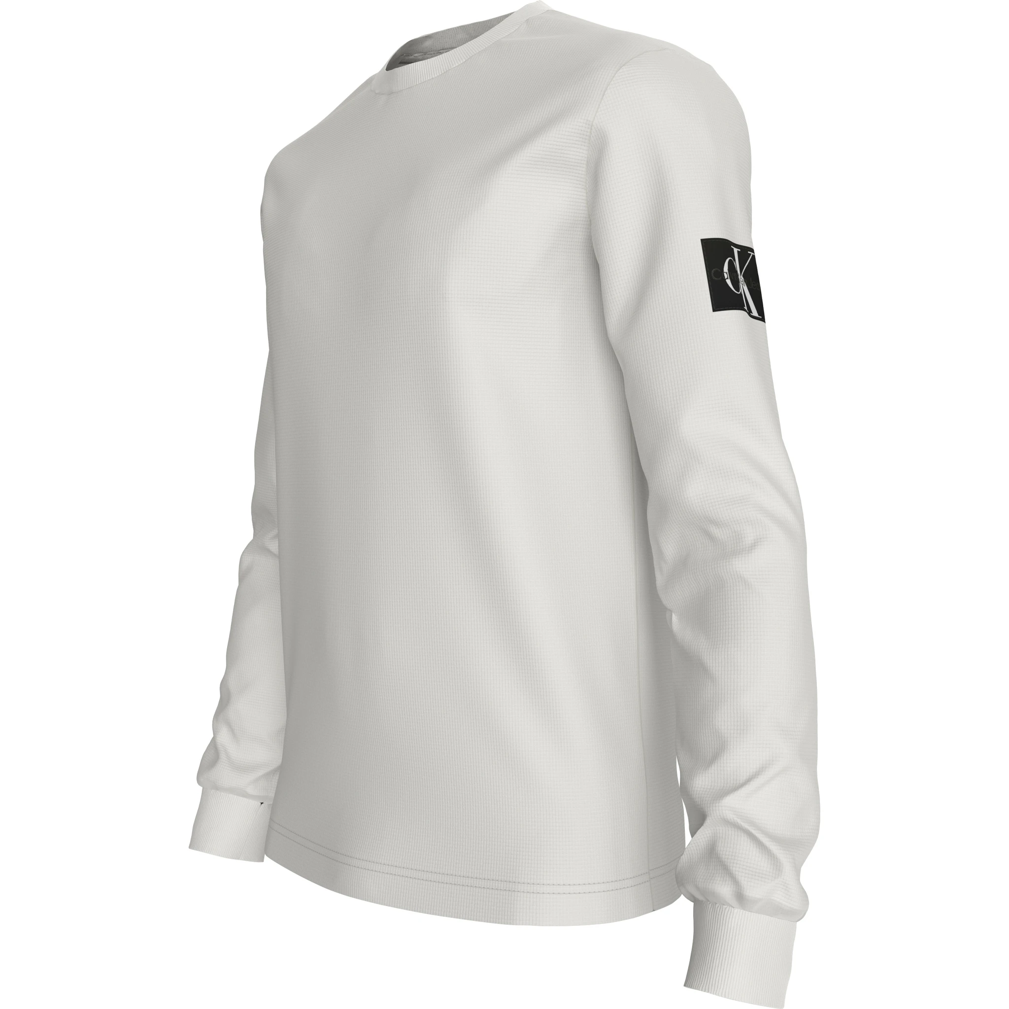 كنزات كالفن كلاين كريمية اللون