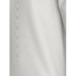 كنزات كالفن كلاين كريمية اللون