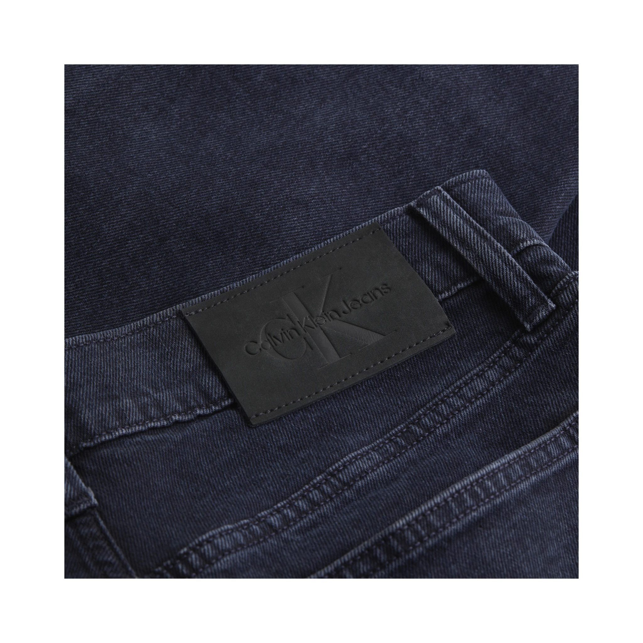 جينز كالفن كلاين أزرق