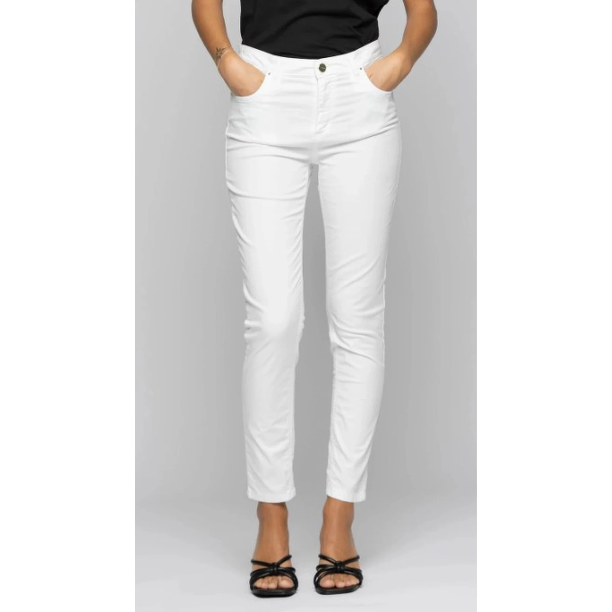 KOCCA Jeans White