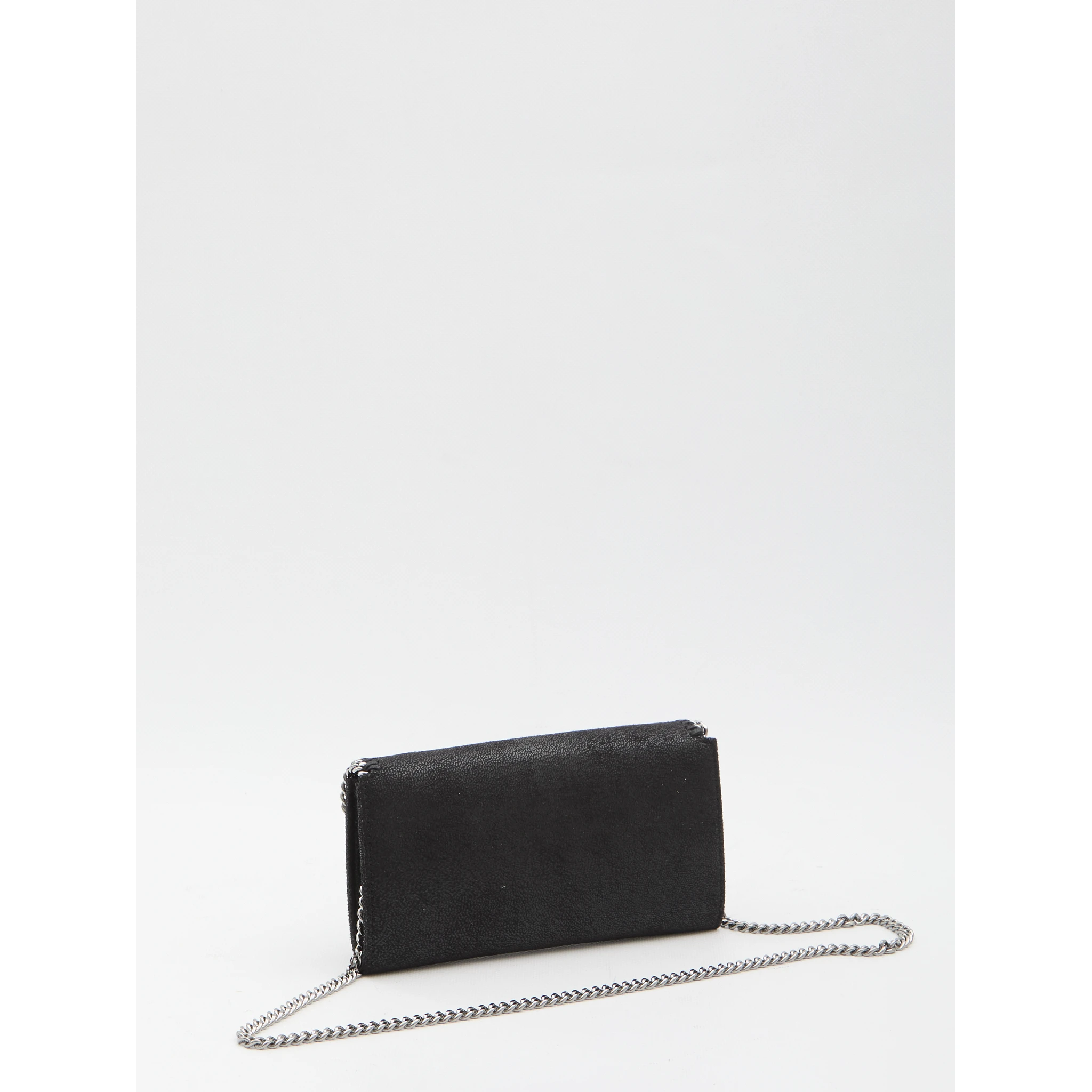 Falabella continental wallet on chain