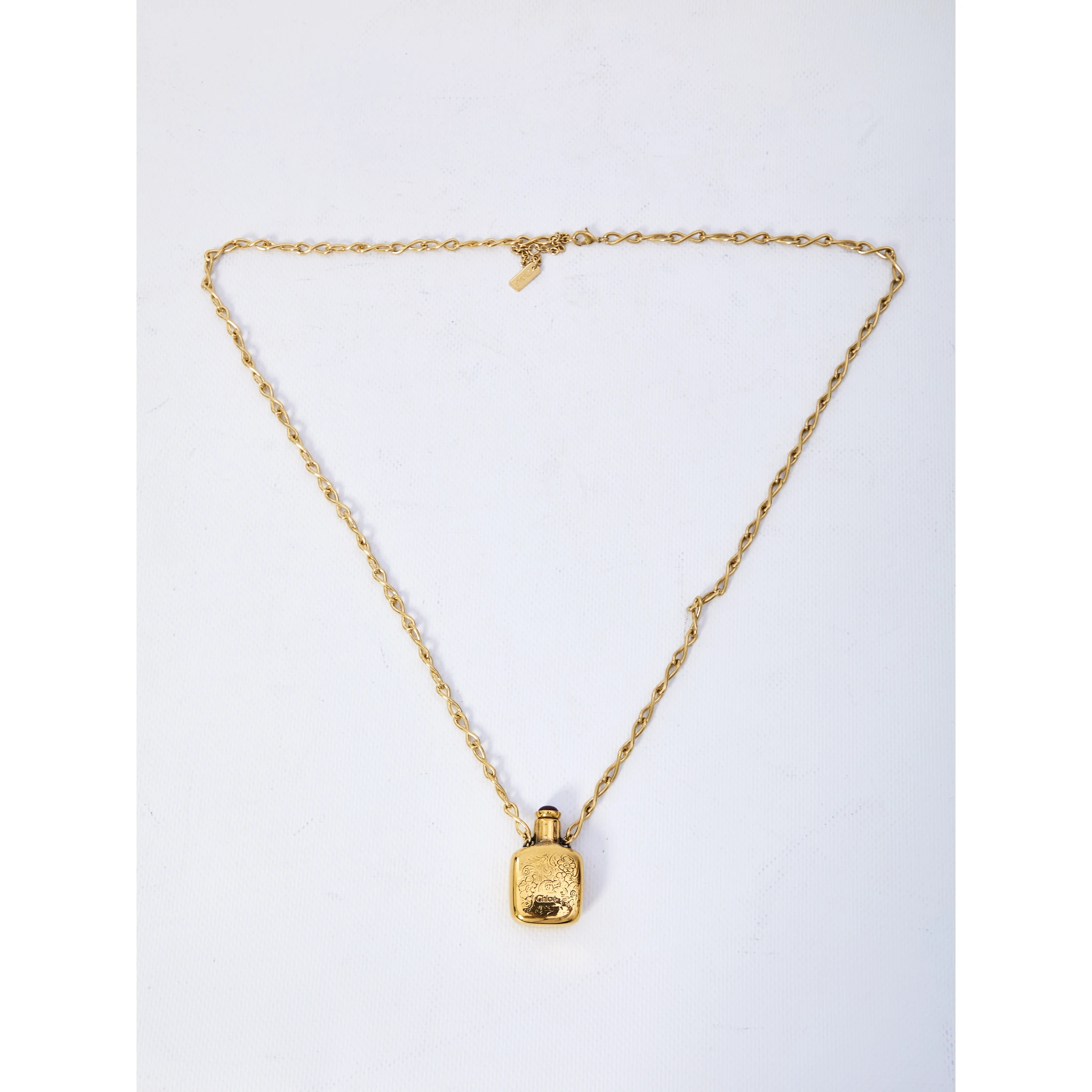 Elixir pendant necklace