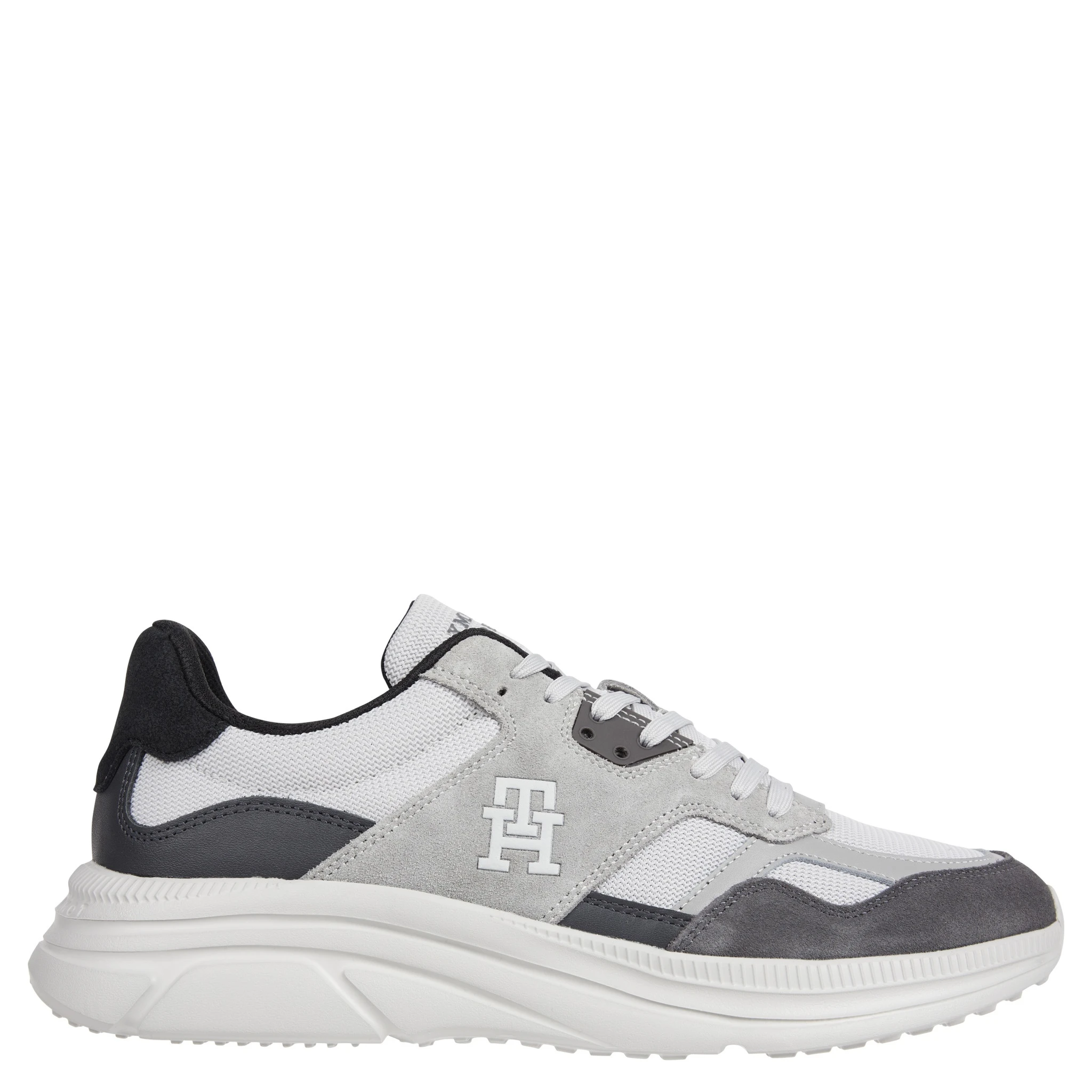 Modern leather chunky sneakers