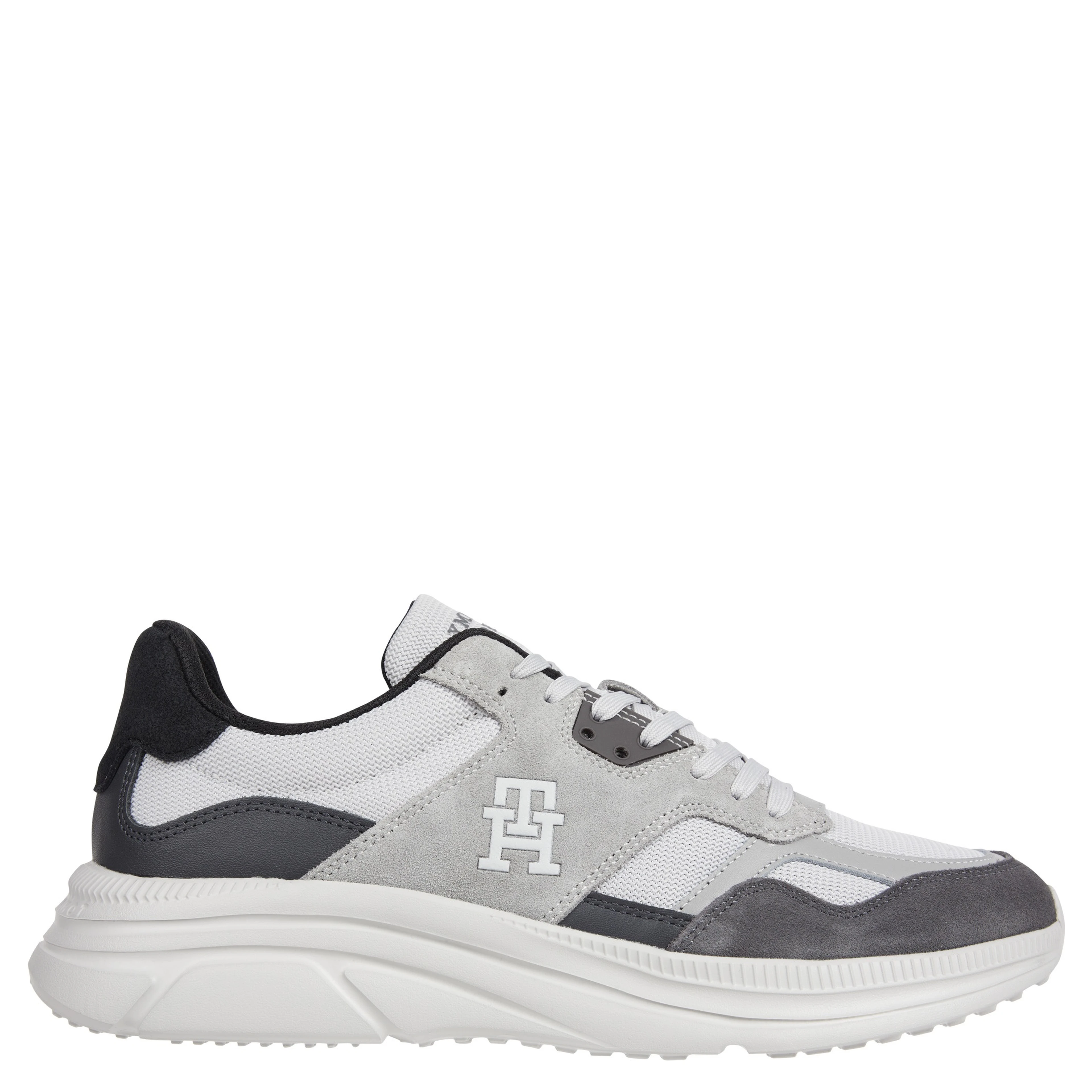 Modern leather chunky sneakers
