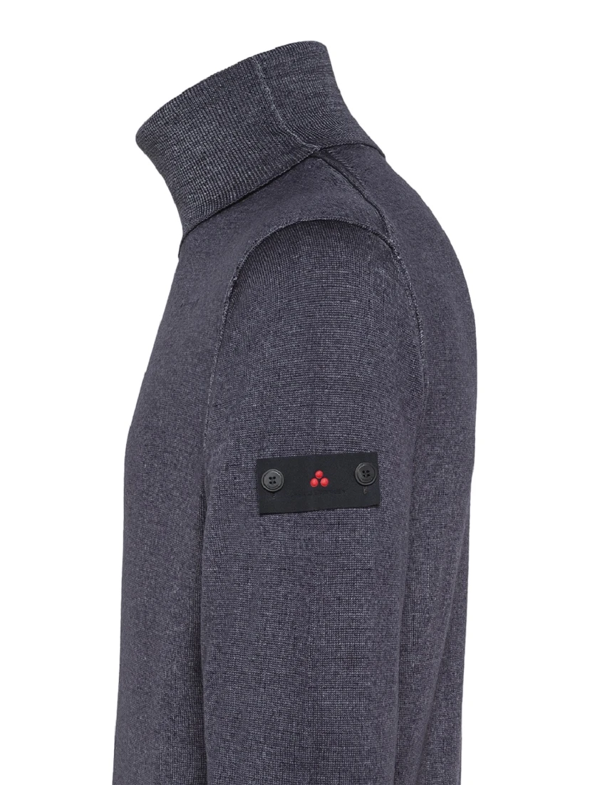 كنزات بوتيري الزرقاء