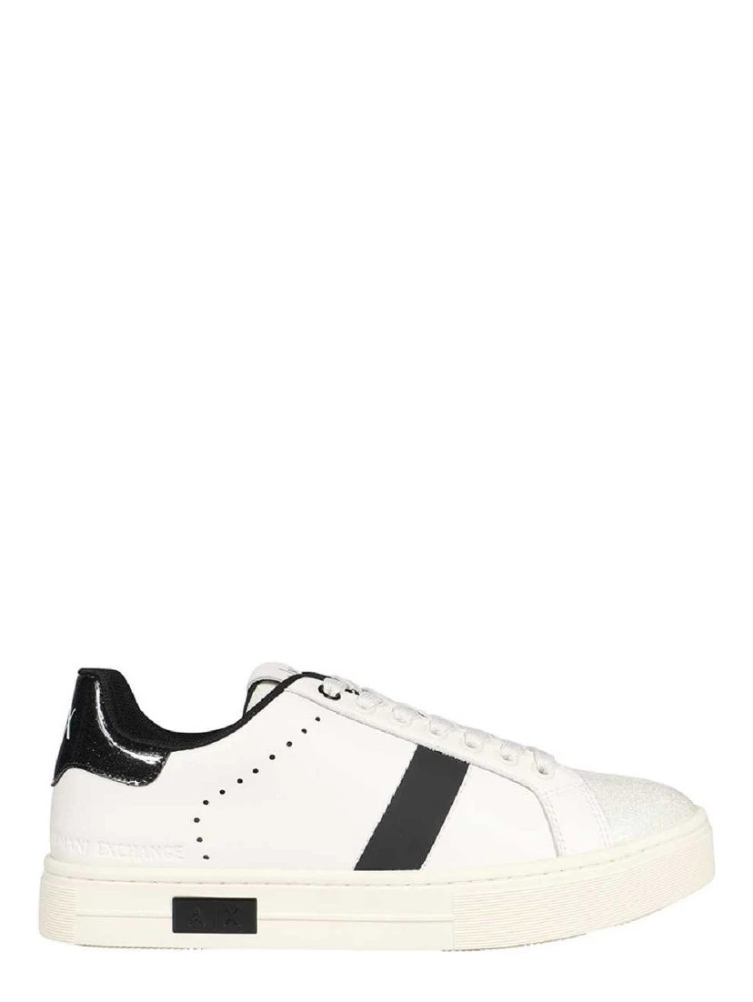 حذاء رياضي أبيض من أرماني إكستشينج