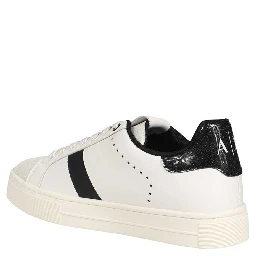 حذاء رياضي أبيض من أرماني إكستشينج