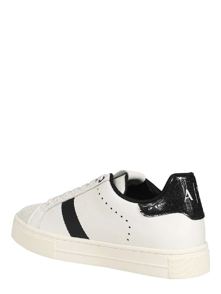 حذاء رياضي أبيض من أرماني إكستشينج alternative