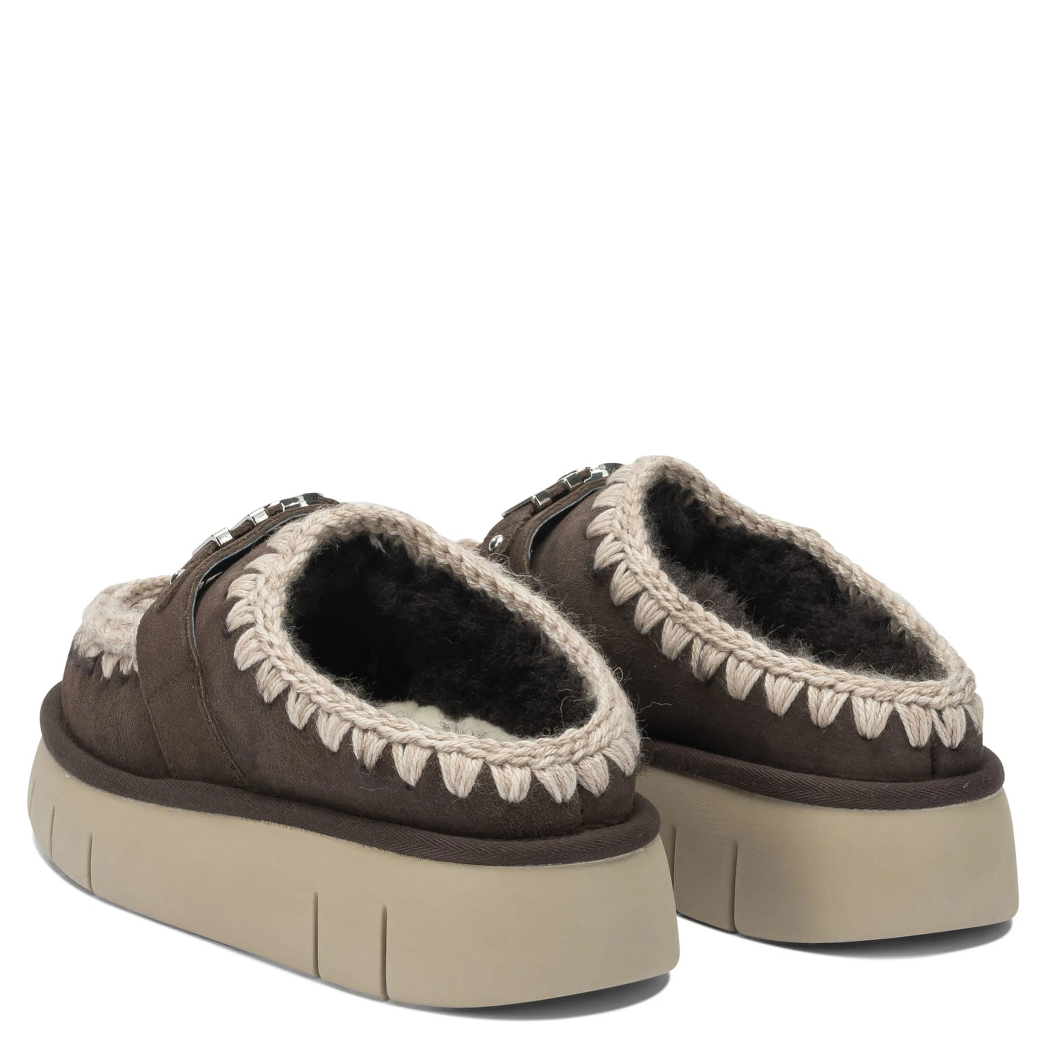 "Bounce Clog Metal Logo" slippers