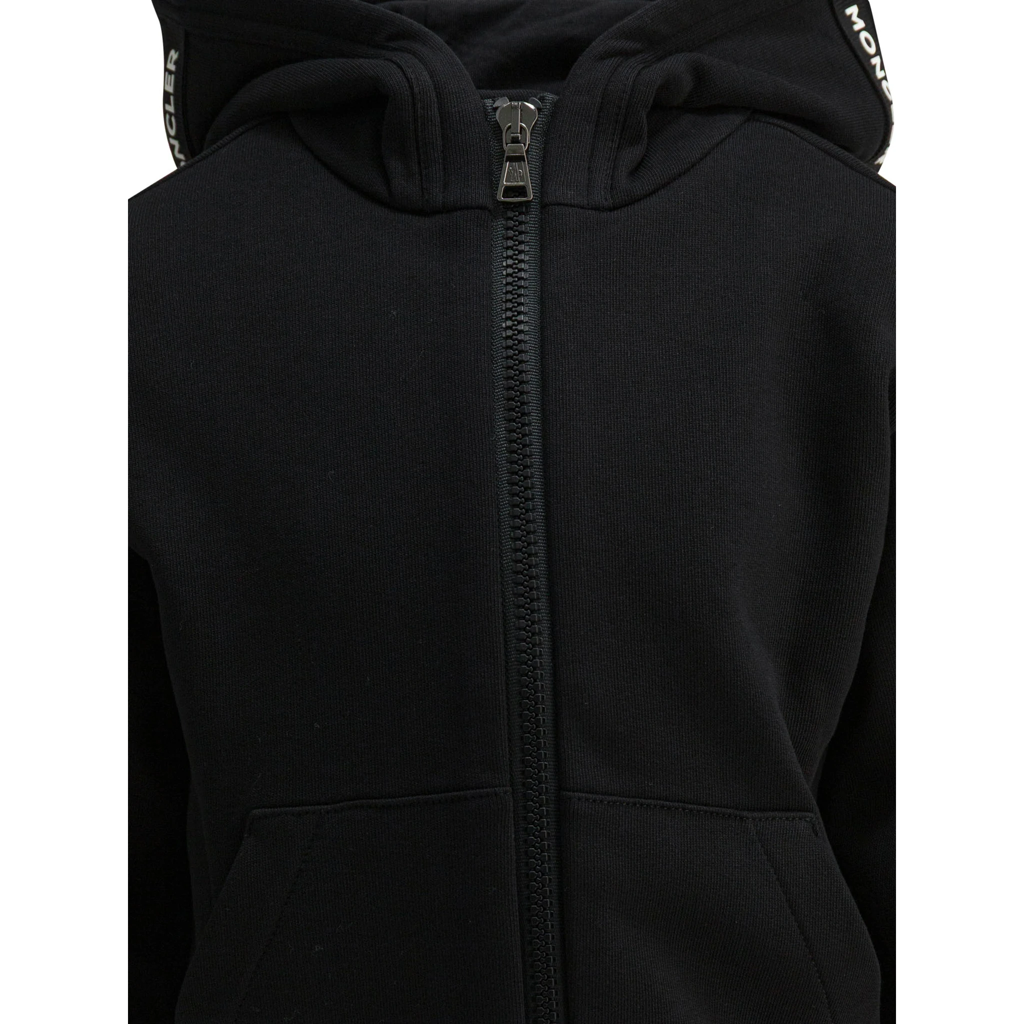 أطقم رياضية