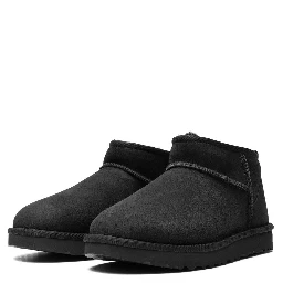 "Classic Ultra Mini" ankle boots