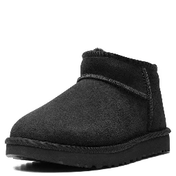 "Classic Ultra Mini" ankle boots