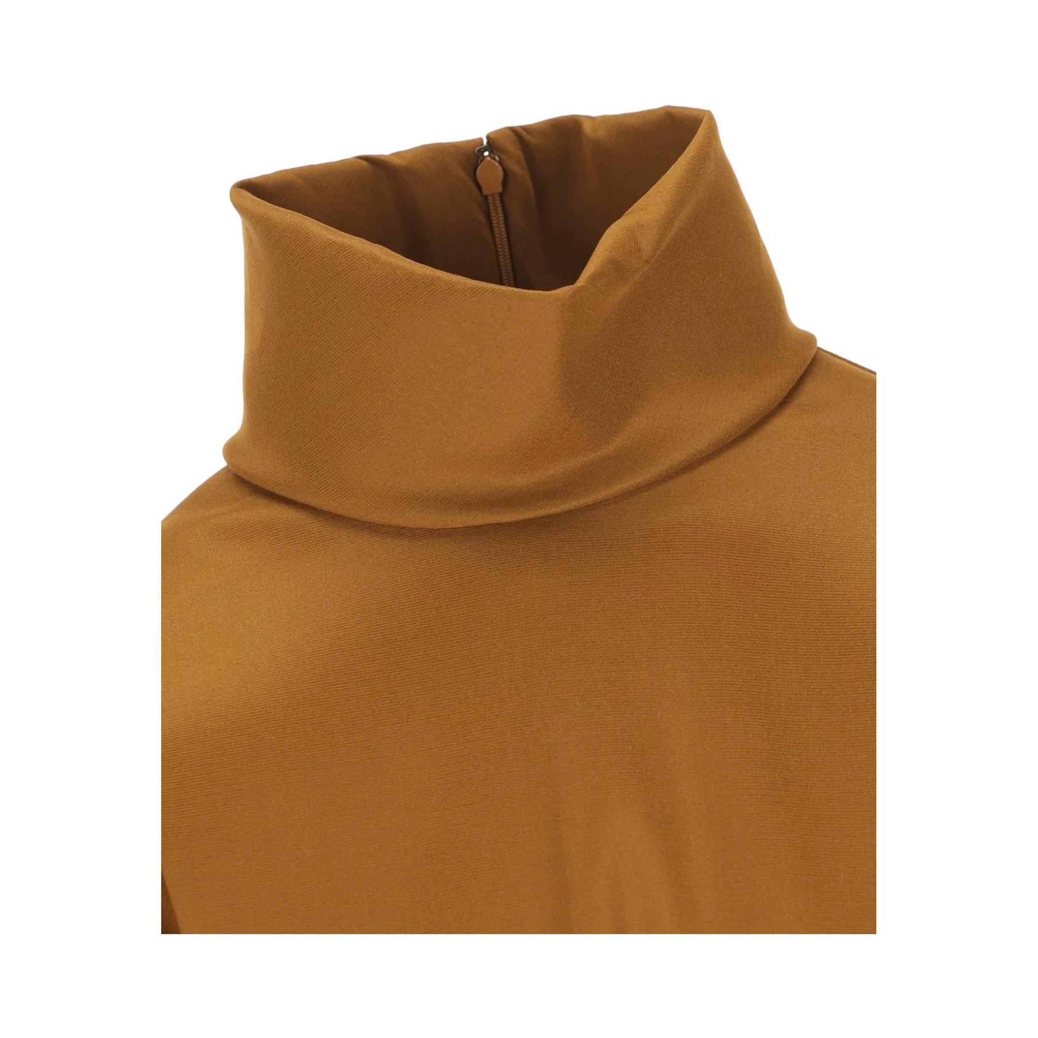 بلوزة من سان لوران