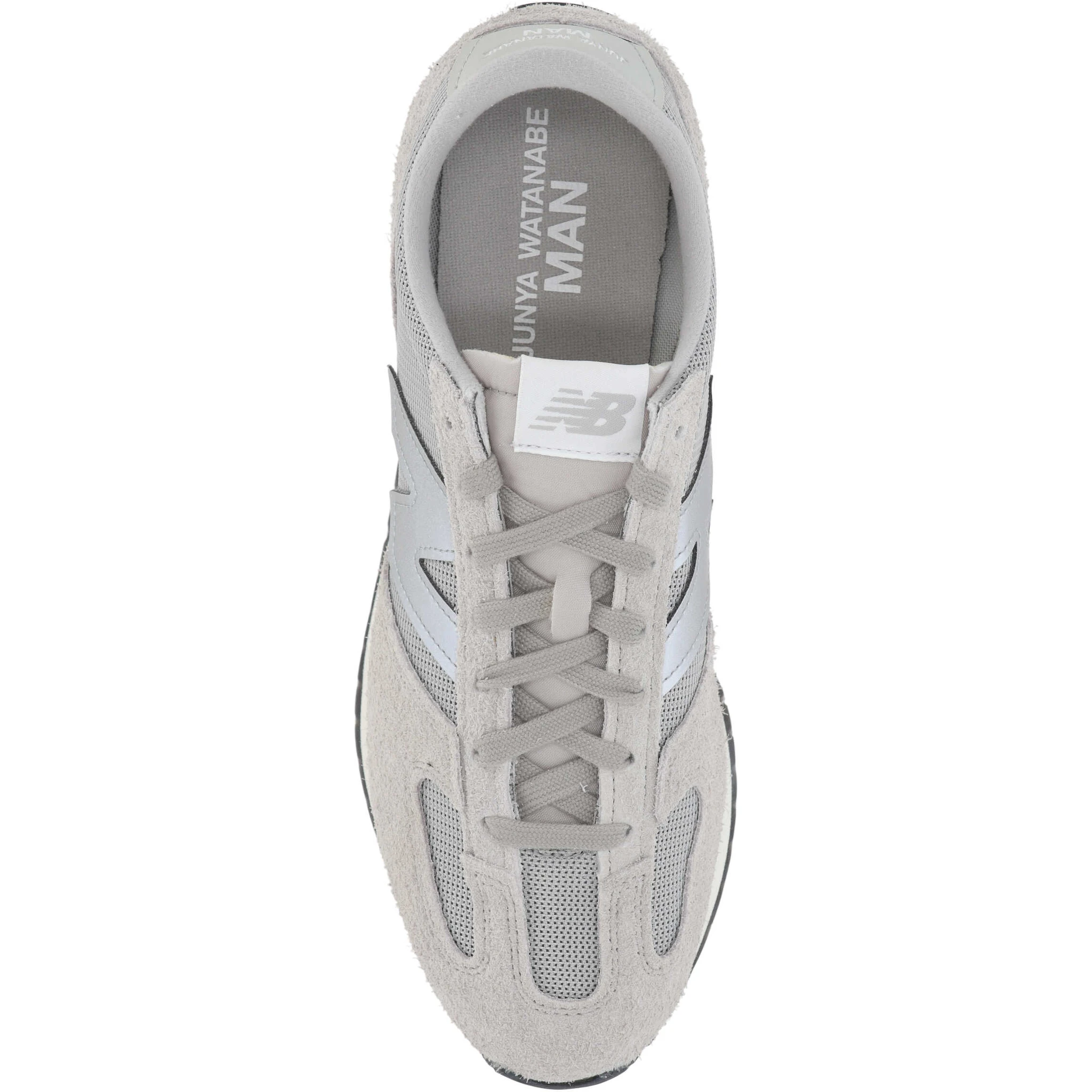 أحذية رياضية من تصميم جونيا واتانابي مان بالتعاون مع نيو بالانس