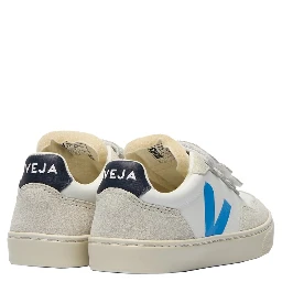 حذاء رياضي "V-90"