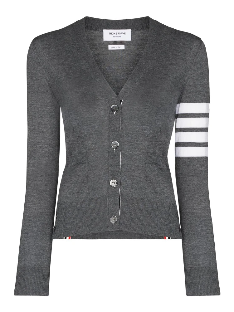 كنزات توم براون الرمادية