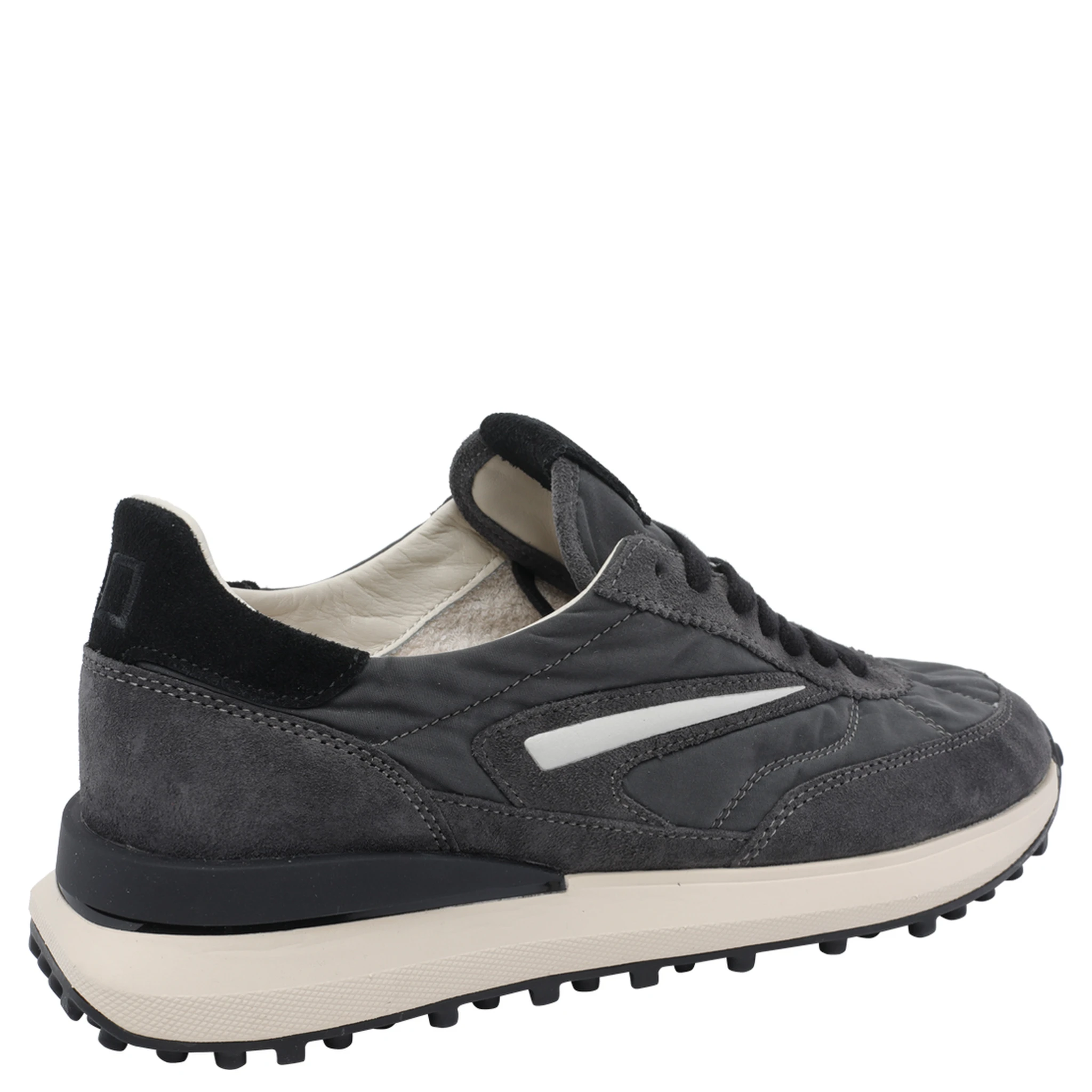 D.A.T.E. Sneakers Grey