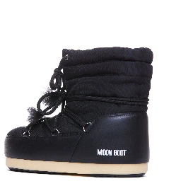 أحذية مون بوت سوداء