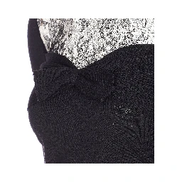 كنزات فالنتينو غارافاني سوداء