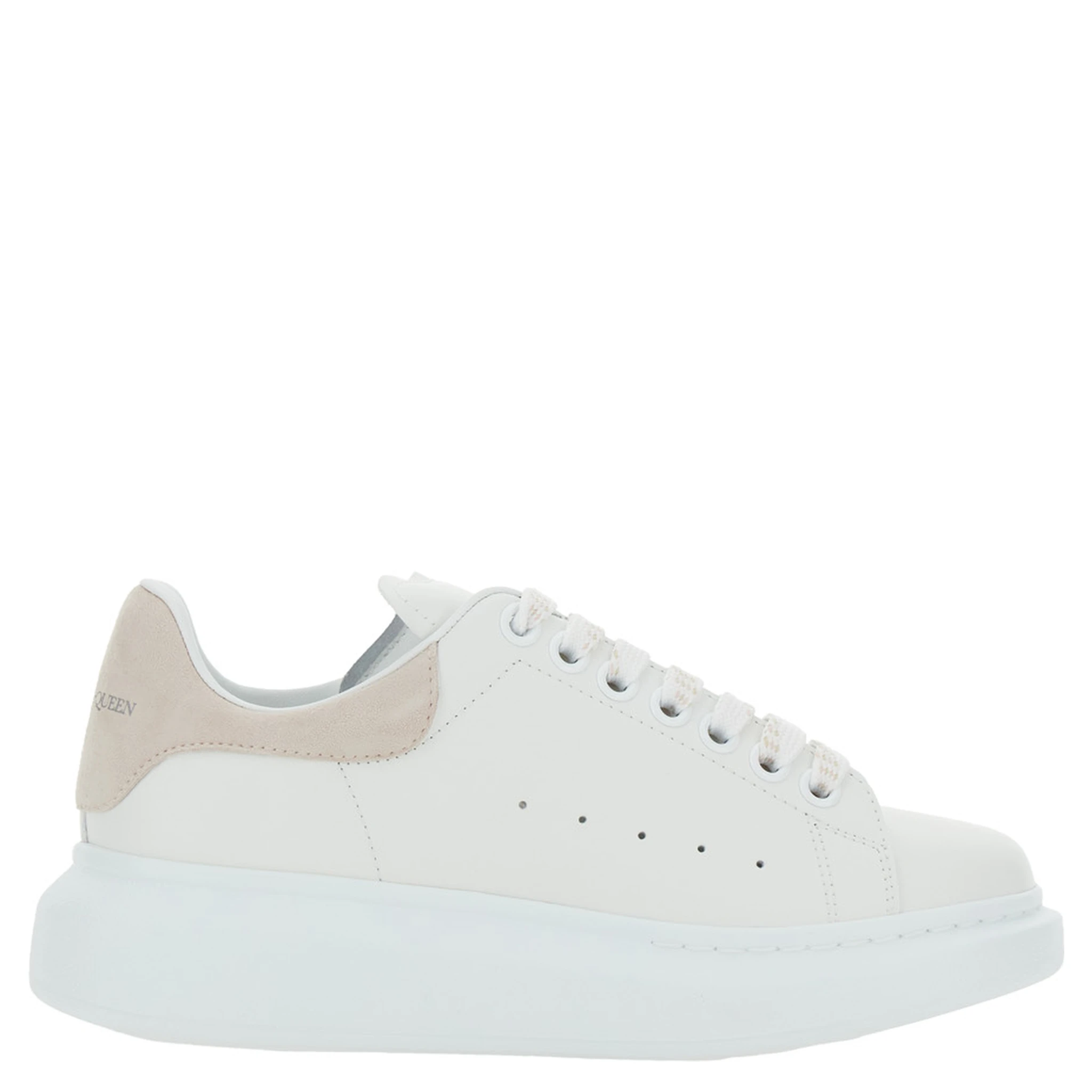 White Low Top Sneakers with Contrasting Heel with Logo Lettering in Leather Woman