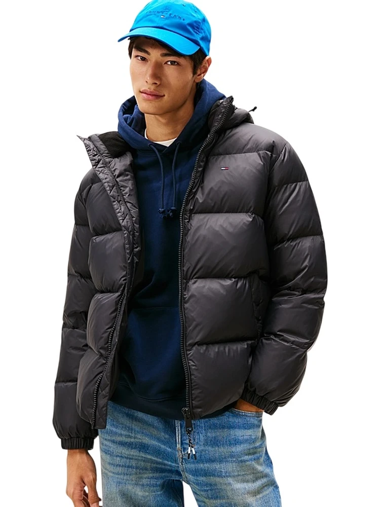 TOMMY JEANS  Coats Black alternative