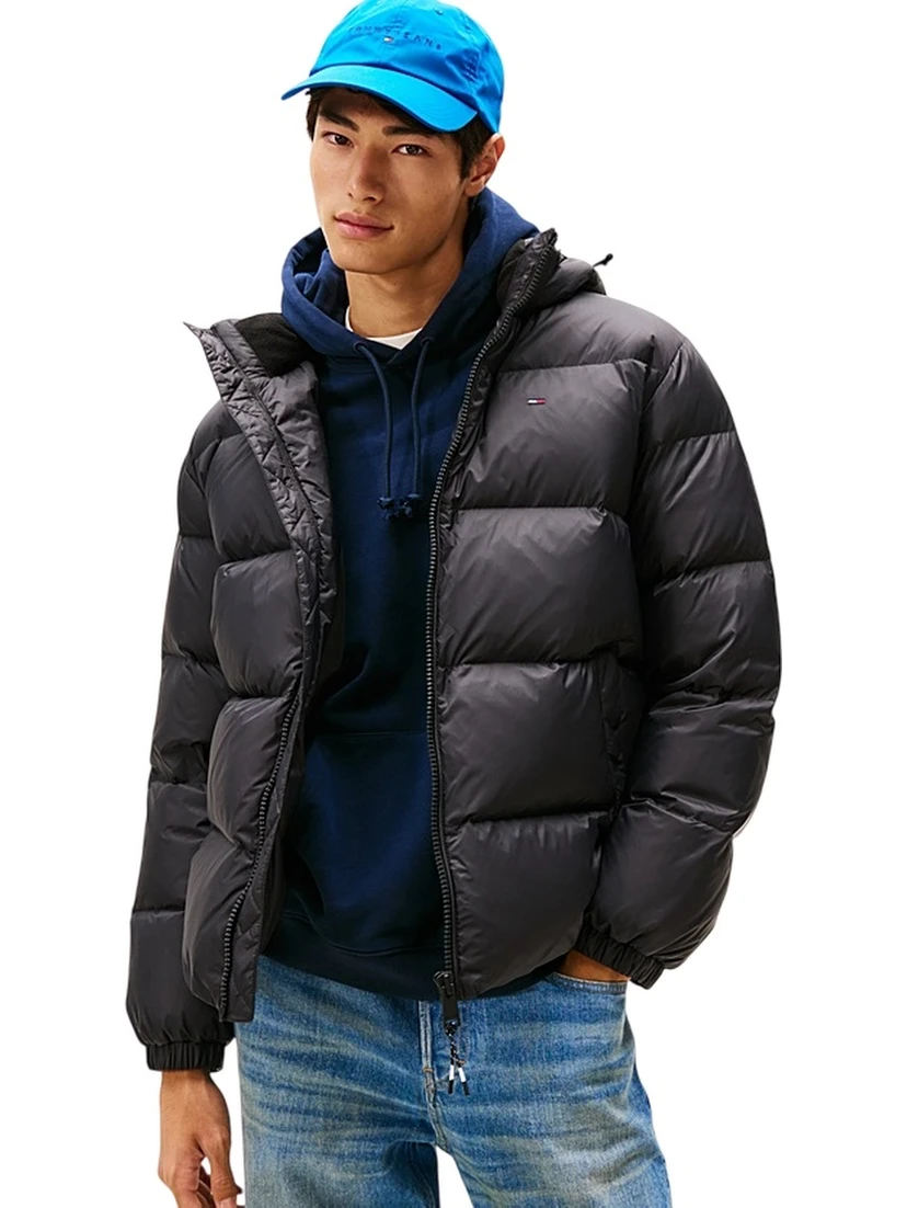 TOMMY JEANS  Coats Black